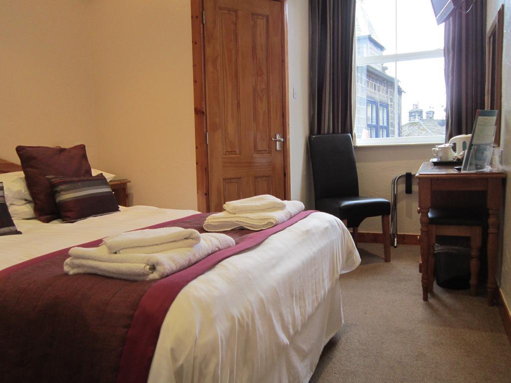האוורת' The Old White Lion Hotel חדר תמונה